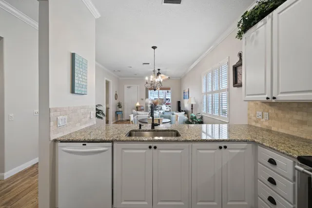 $669,000 | 238 Poinciana Drive, Jupiter, FL 33458