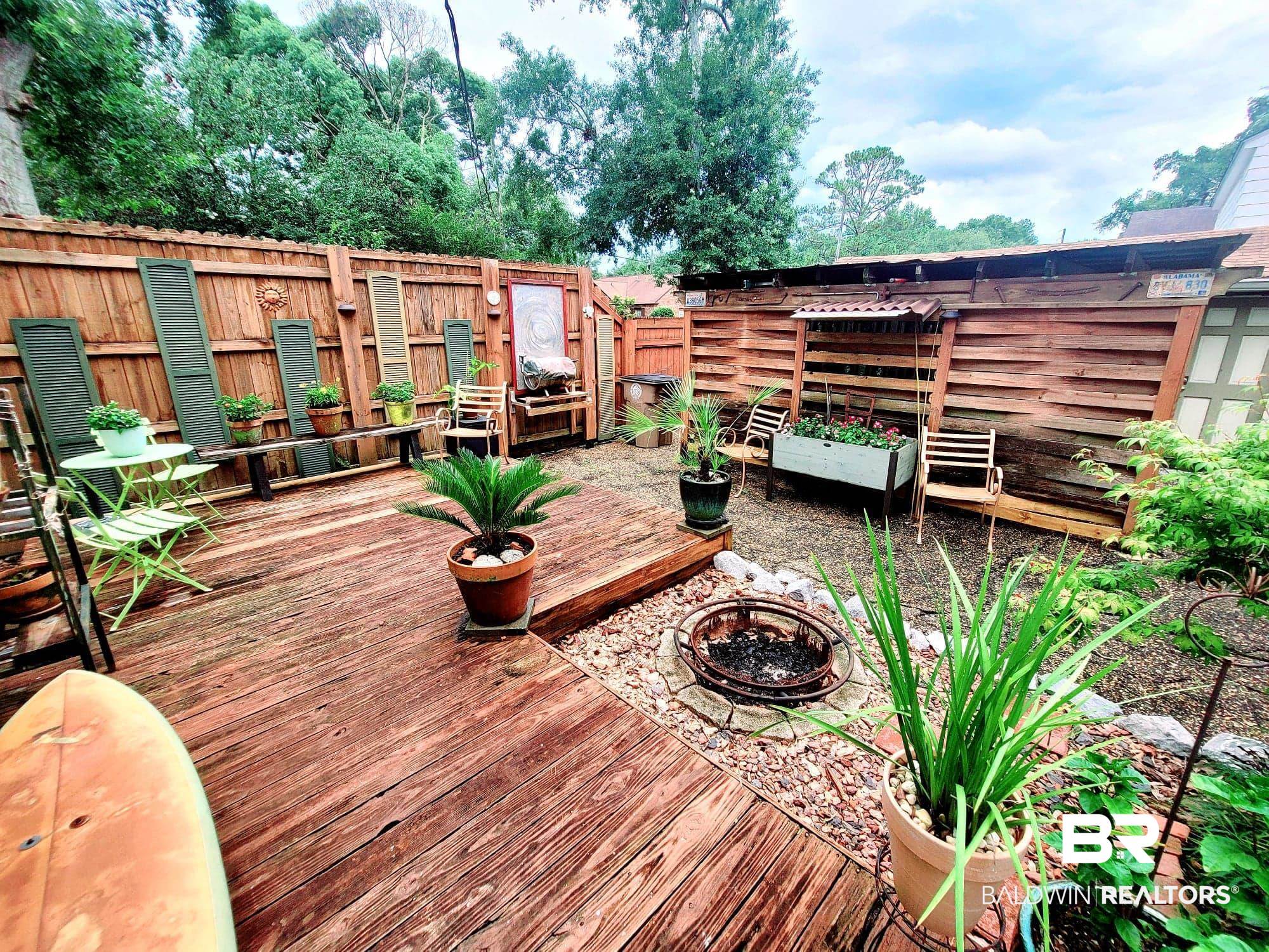2005 Emogene Street Mobile, AL 36606 - Photo 16 of 32