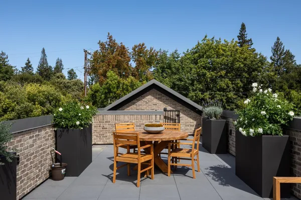 $29,995 | 160 Waverley Street, Palo Alto, CA 94301