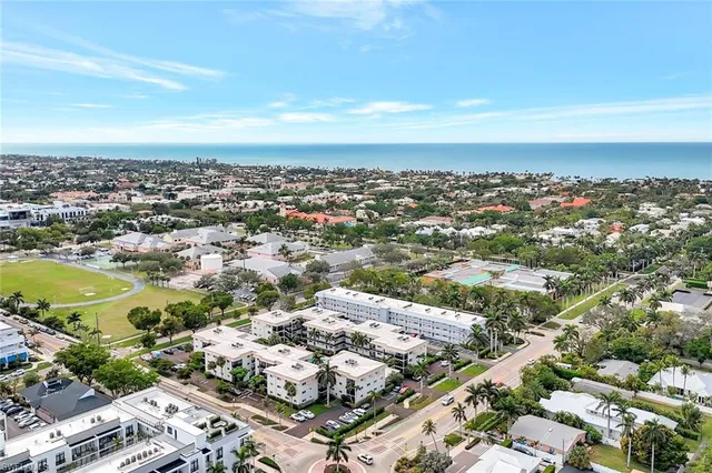 $6,300 | 766 Central Avenue, Unit 117, Naples, FL 34102