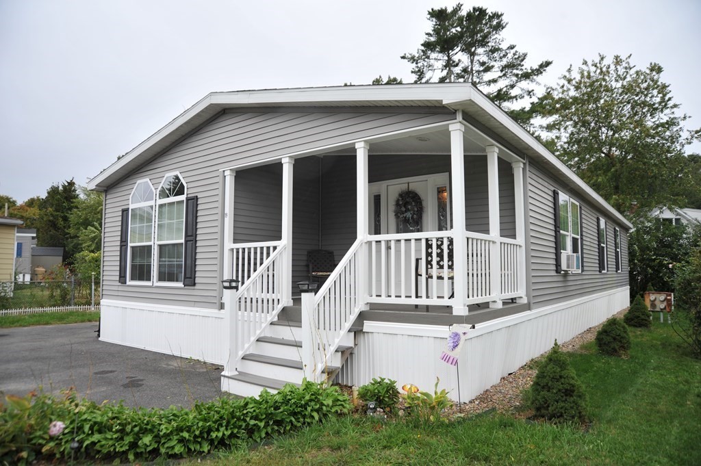 8 Swifts Beach Road, Unit 19 Wareham, MA 02571 - Photo 1 of 18 Gallery Image 1