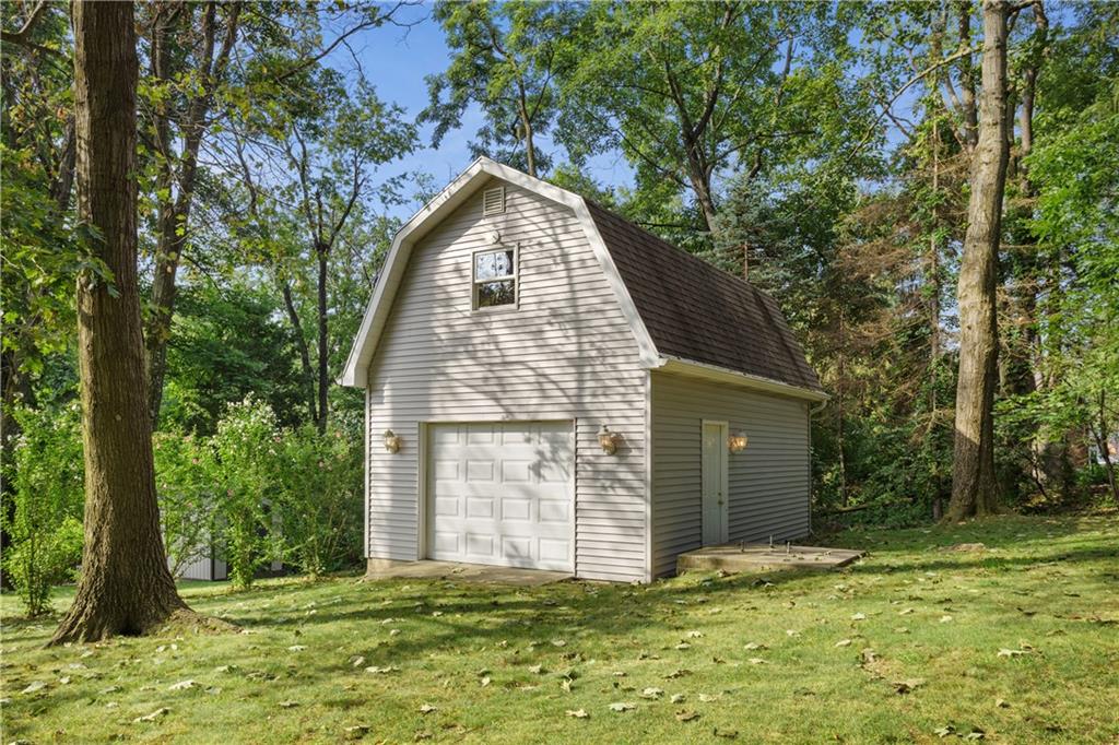 460 Sharon Road Coraopolis, PA 15108 - Photo 22 of 25 Gallery Image 22