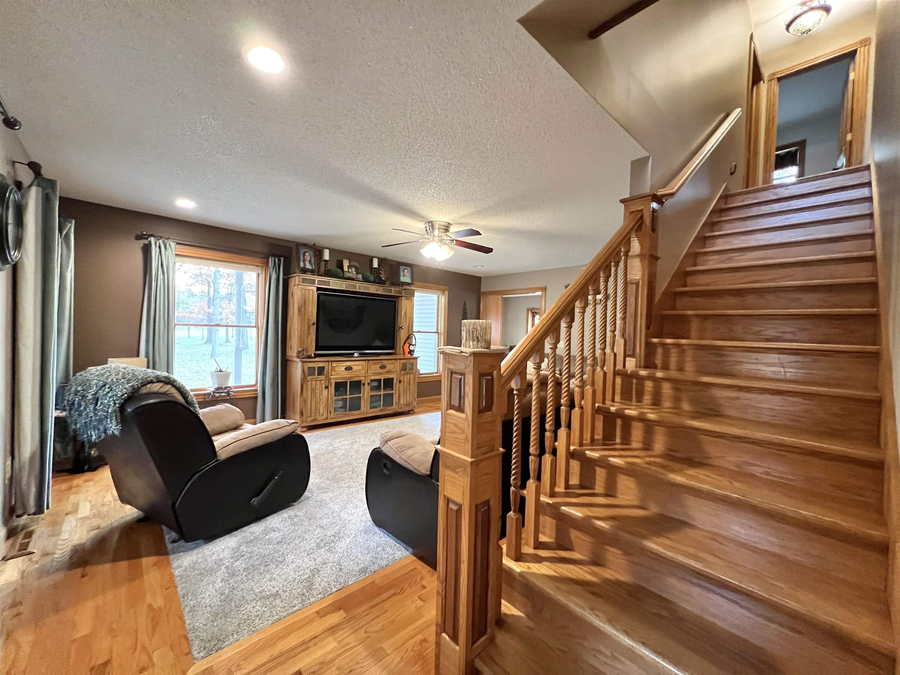 6520 Chesaning Road Chesaning, MI 48616 - Photo 38 of 99 50094758-37.JPG