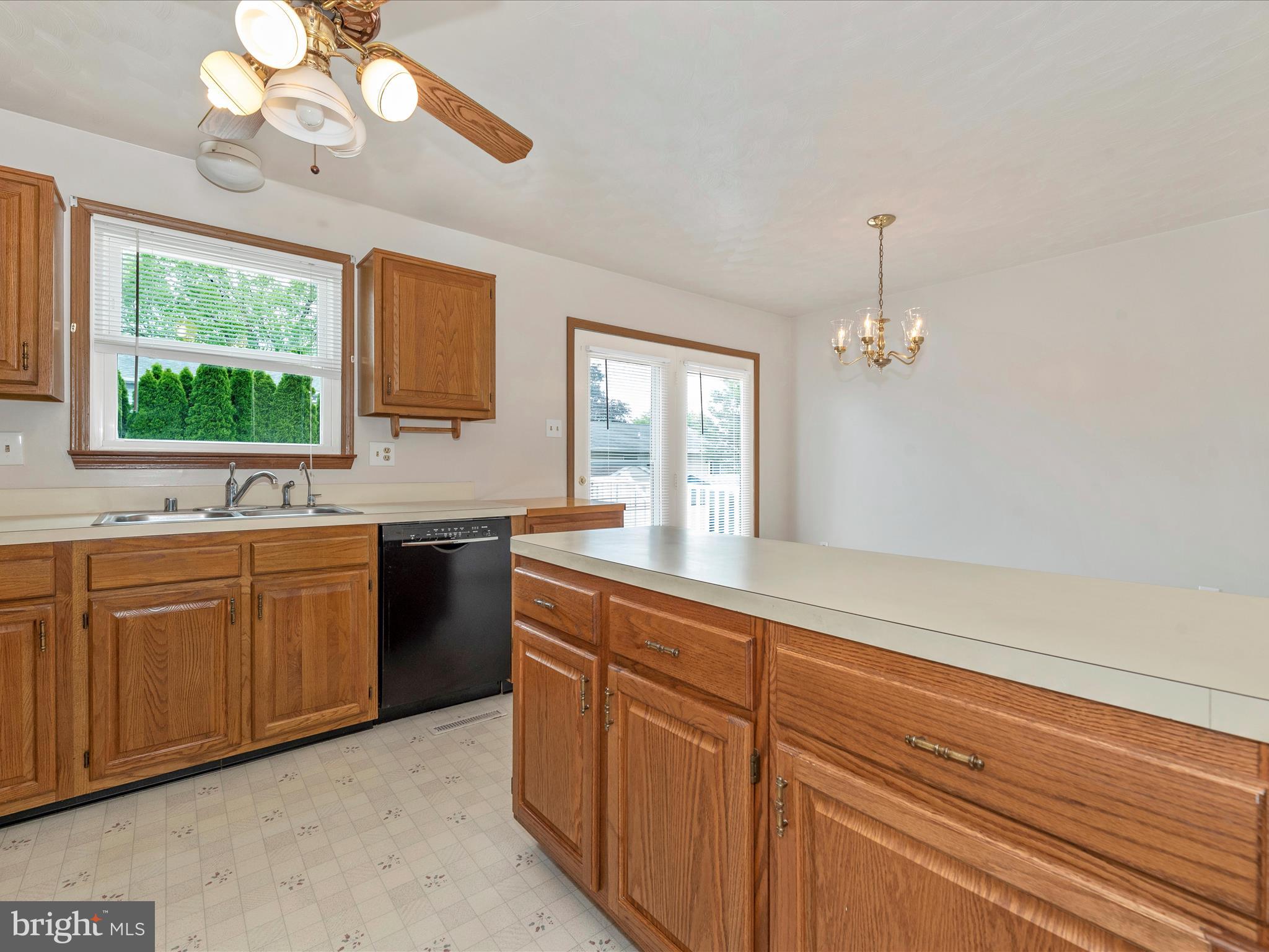 101 Centerside Road Mount Airy, MD 21771 - Photo 15 of 67 Kitchen