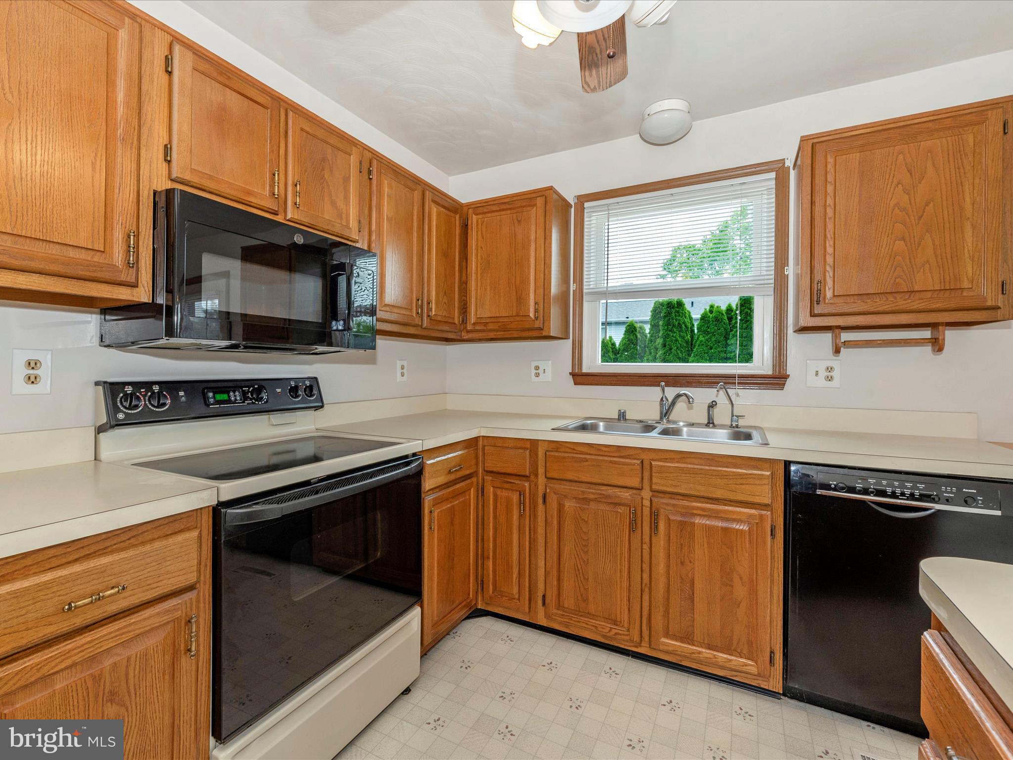 101 Centerside Road Mount Airy, MD 21771 - Photo 16 of 67 Kitchen