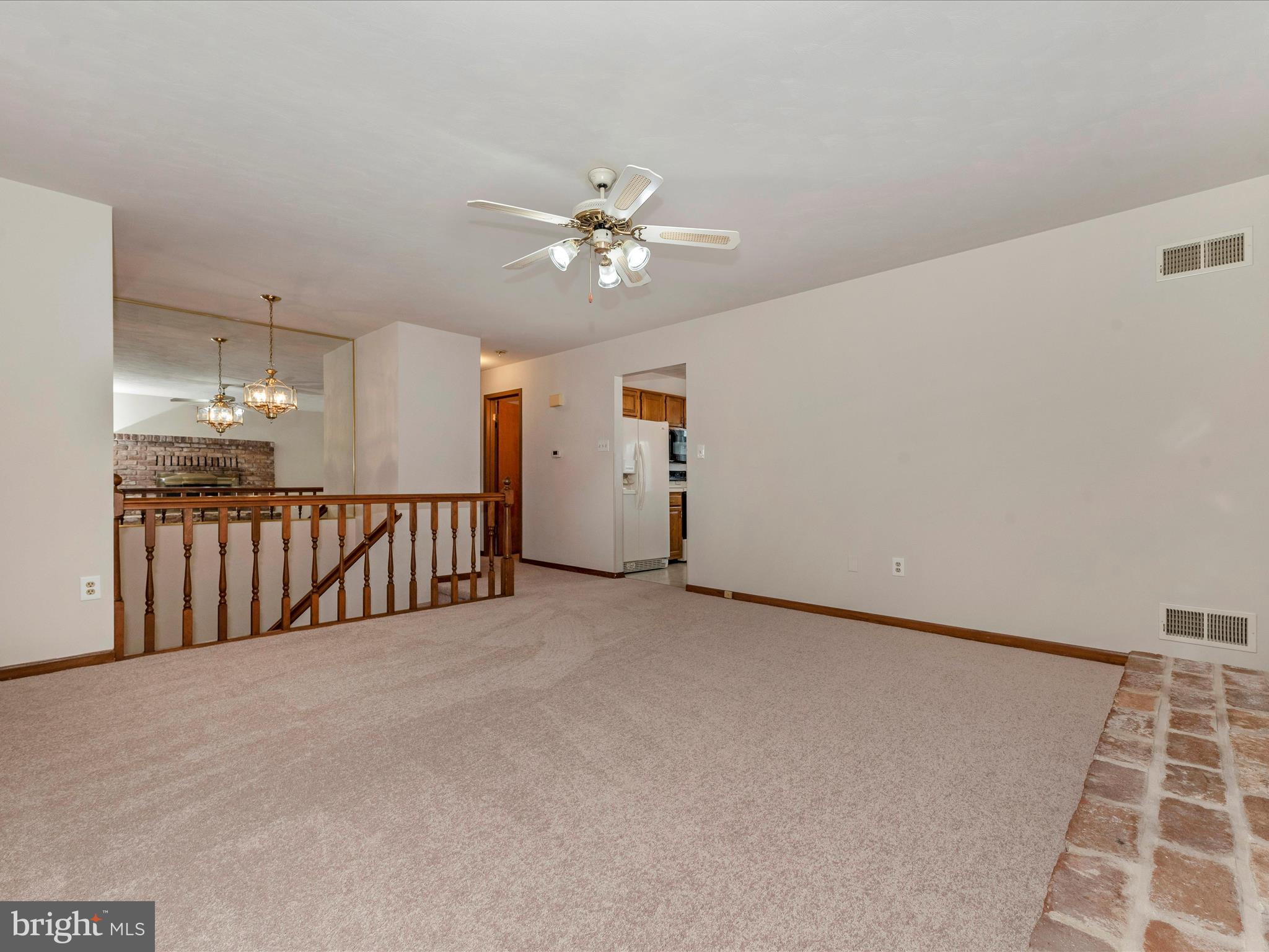 101 Centerside Road Mount Airy, MD 21771 - Photo 8 of 67 Living Room