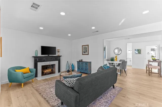 $788,000 | 268 West Willow Street, Pomona, CA 91768