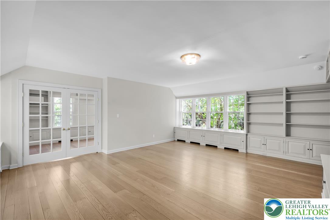 1942 Sycamore Street Bethlehem, PA 18017 - Photo 21 of 74