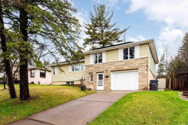 $378,000 | 4011 Pitt Street, Duluth, MN 55804