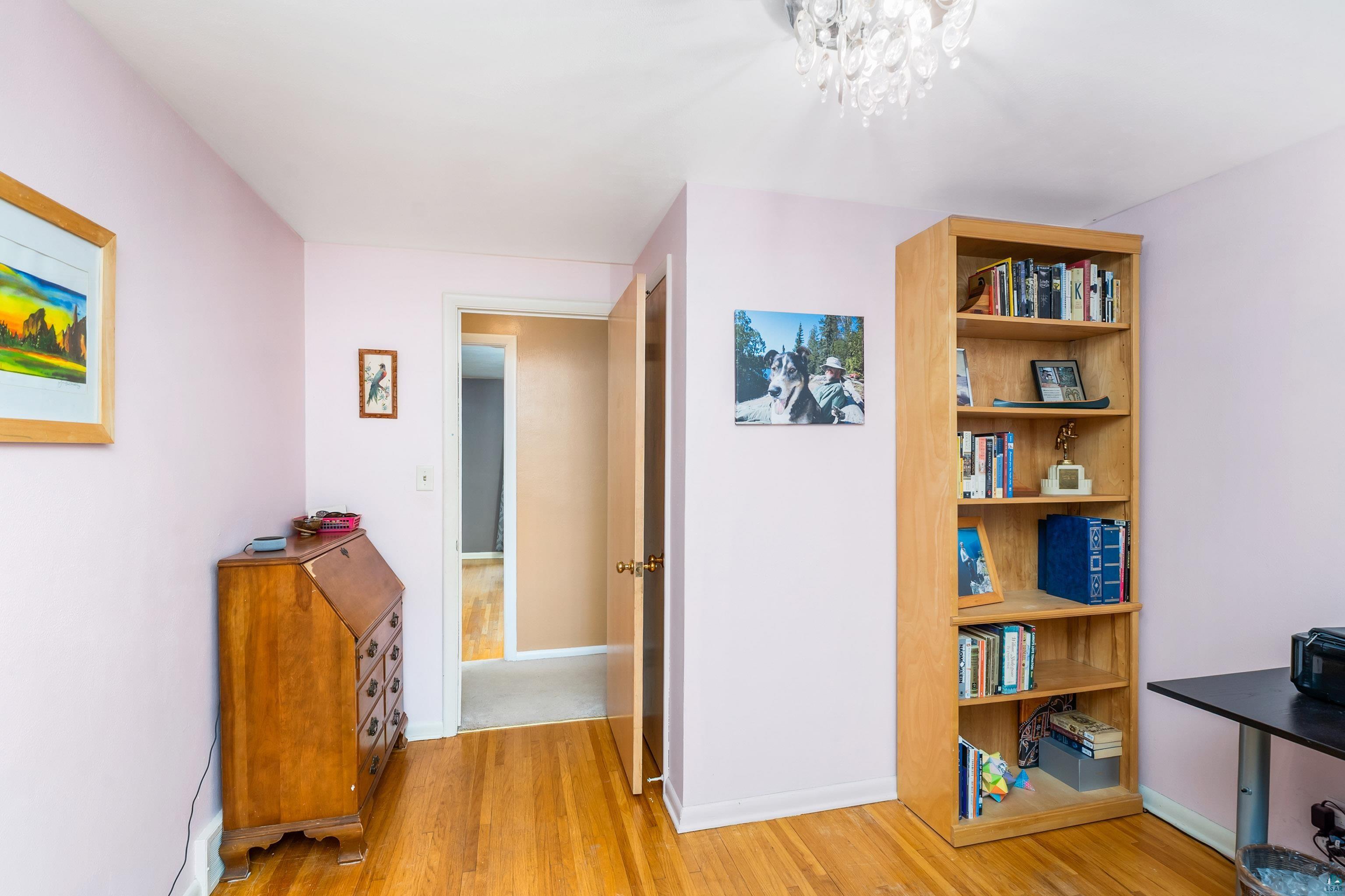 4011 Pitt Street Duluth, MN 55804 - Photo 12 of 24
