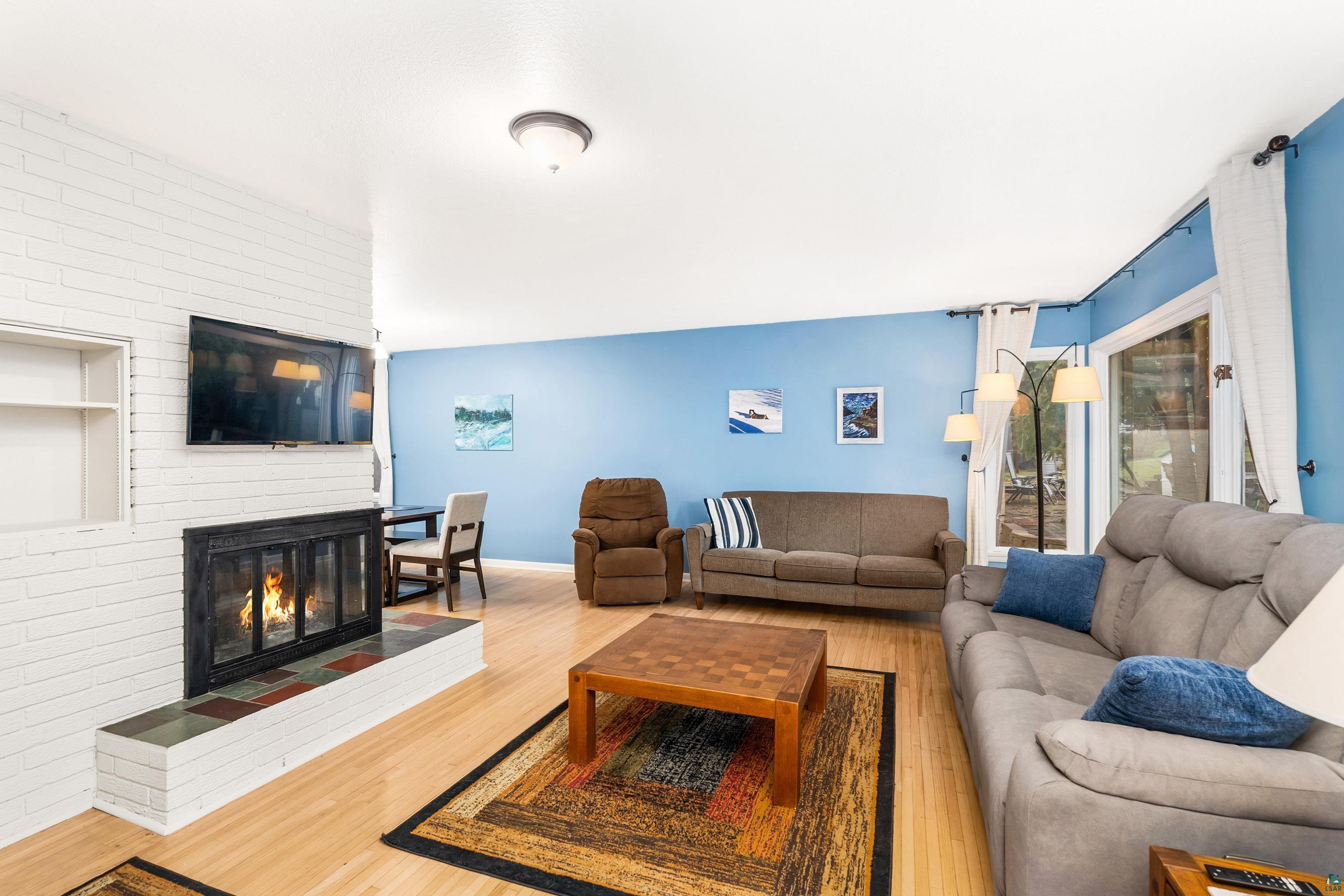 4011 Pitt Street Duluth, MN 55804 - Photo 2 of 24