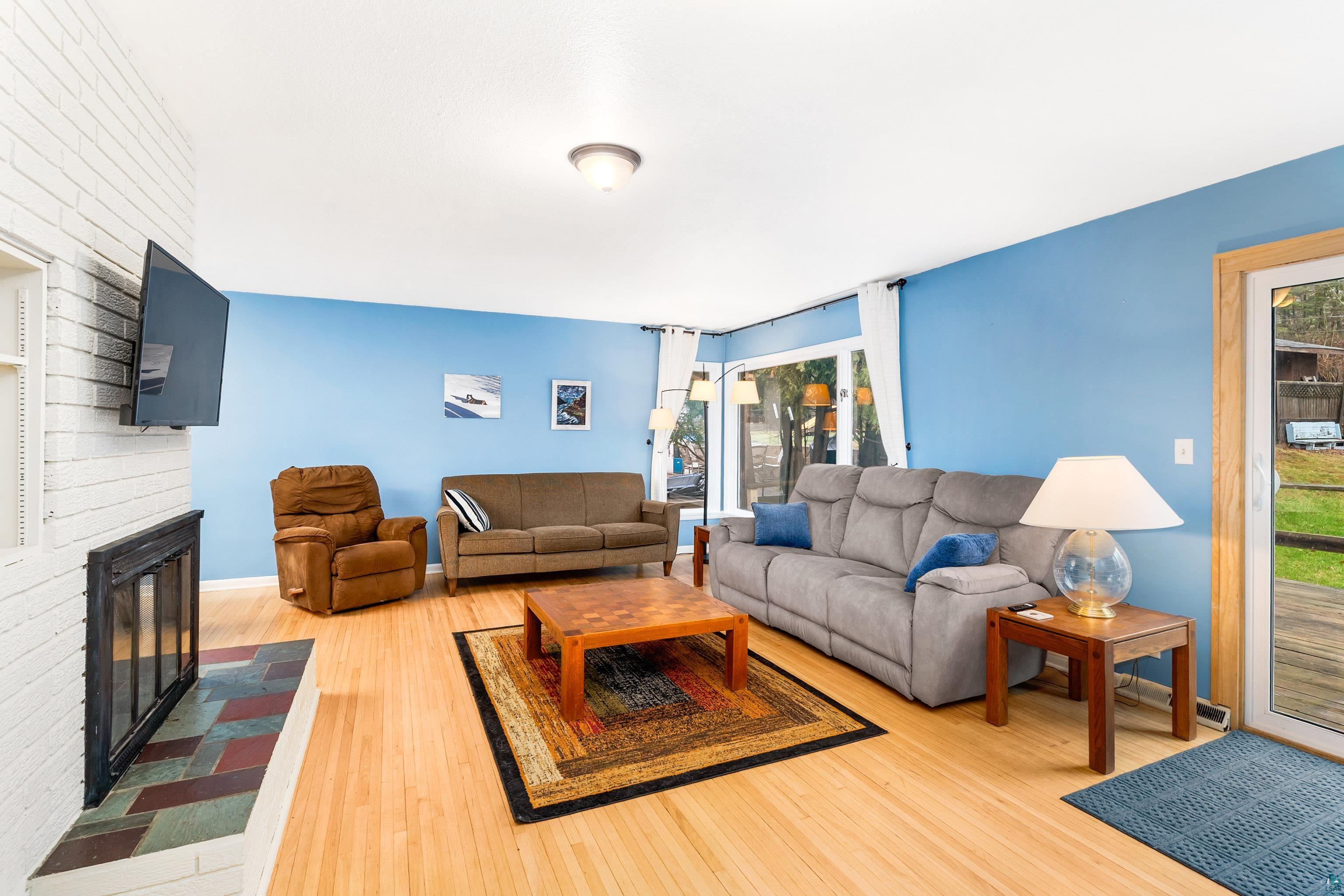 4011 Pitt Street Duluth, MN 55804 - Photo 3 of 24