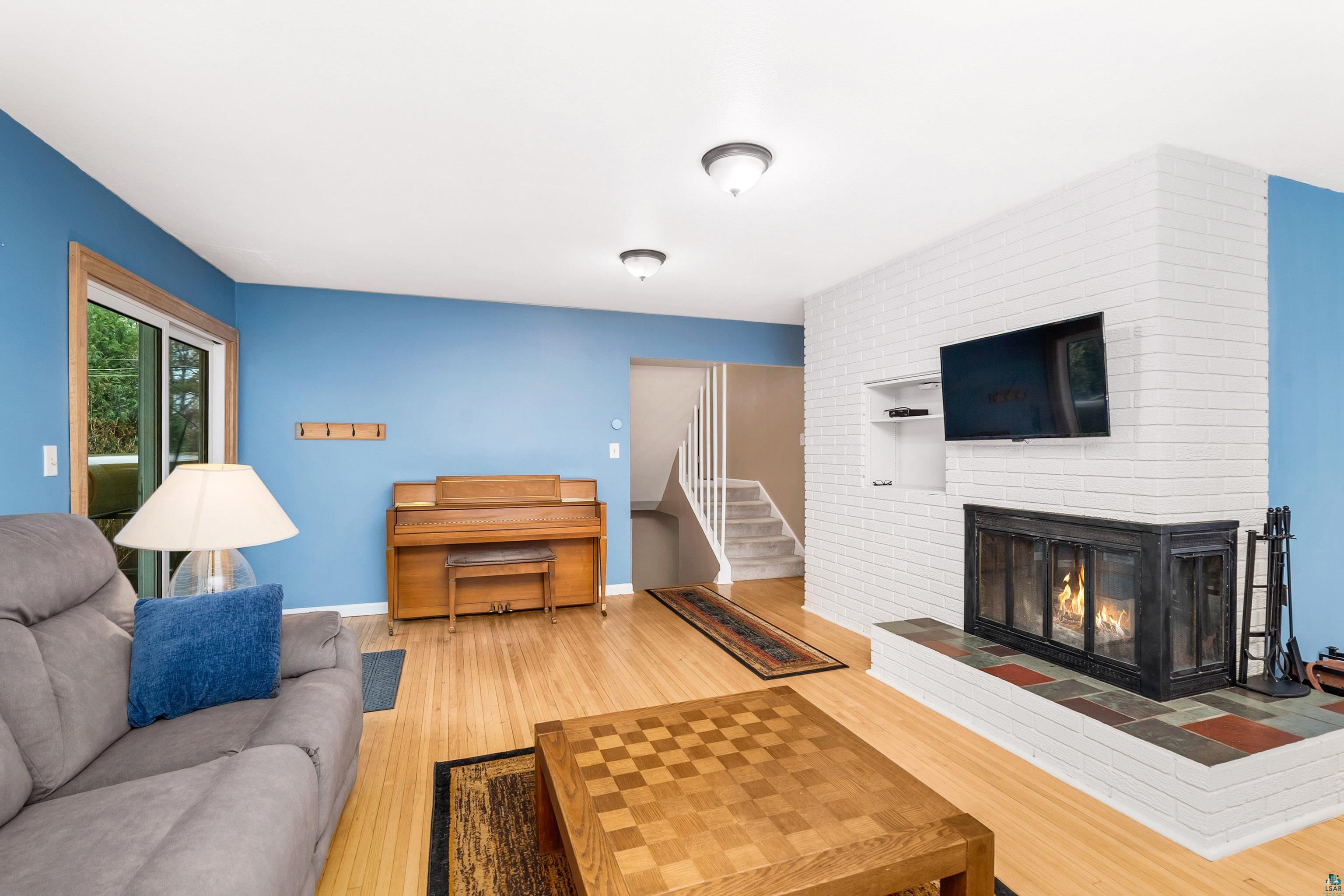 4011 Pitt Street Duluth, MN 55804 - Photo 4 of 24