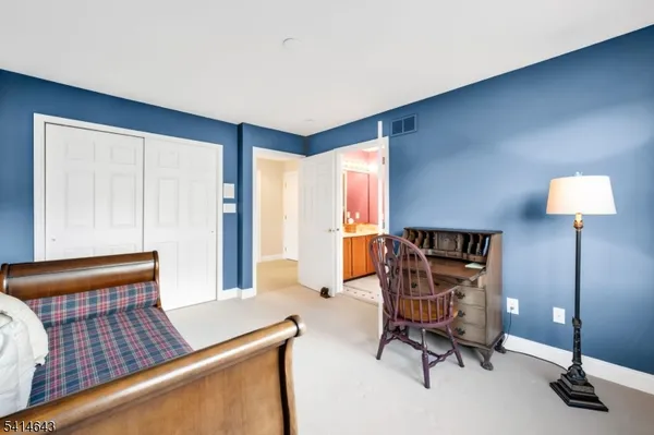 $1,100,000 | 24 Vista Drive, Flanders, NJ 07836