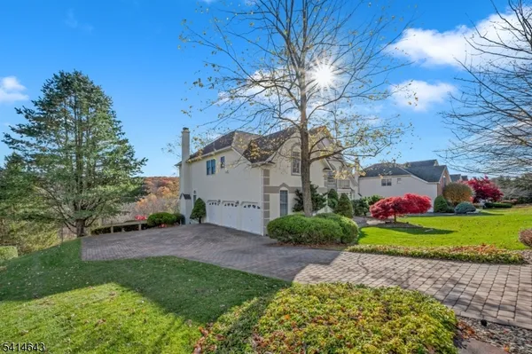 $1,100,000 | 24 Vista Drive, Flanders, NJ 07836