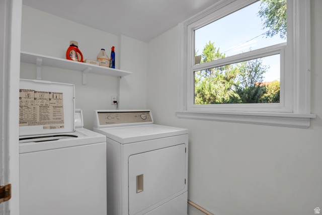 6 Terrace Place Logan, UT 84321 - Photo 20 of 26 Dedicated laundry space featuring a white top-load washer and front-load dryer