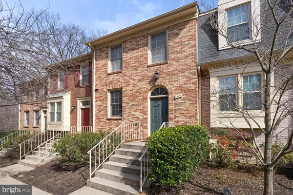 $3,650 | 5407 Grove Ridge Way, Unit 98, Rockville, MD 20852