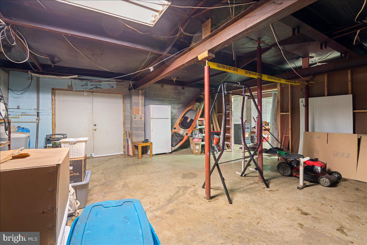 230 Cedar Flat Road Warfordsburg, PA 17267 - Photo 37 of 44 a view of a room with gym equipment