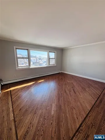 $699,900 | 81 Lakeshore Drive, Prospect Park, NJ 07508