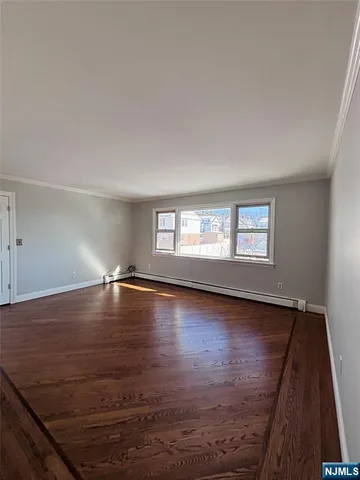 $699,900 | 81 Lakeshore Drive, Prospect Park, NJ 07508