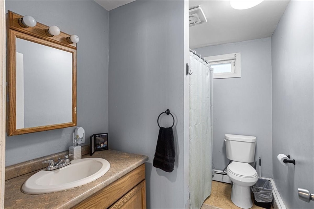 39 Myrtle Street Pawtucket, RI 02860 - Photo 39 of 42