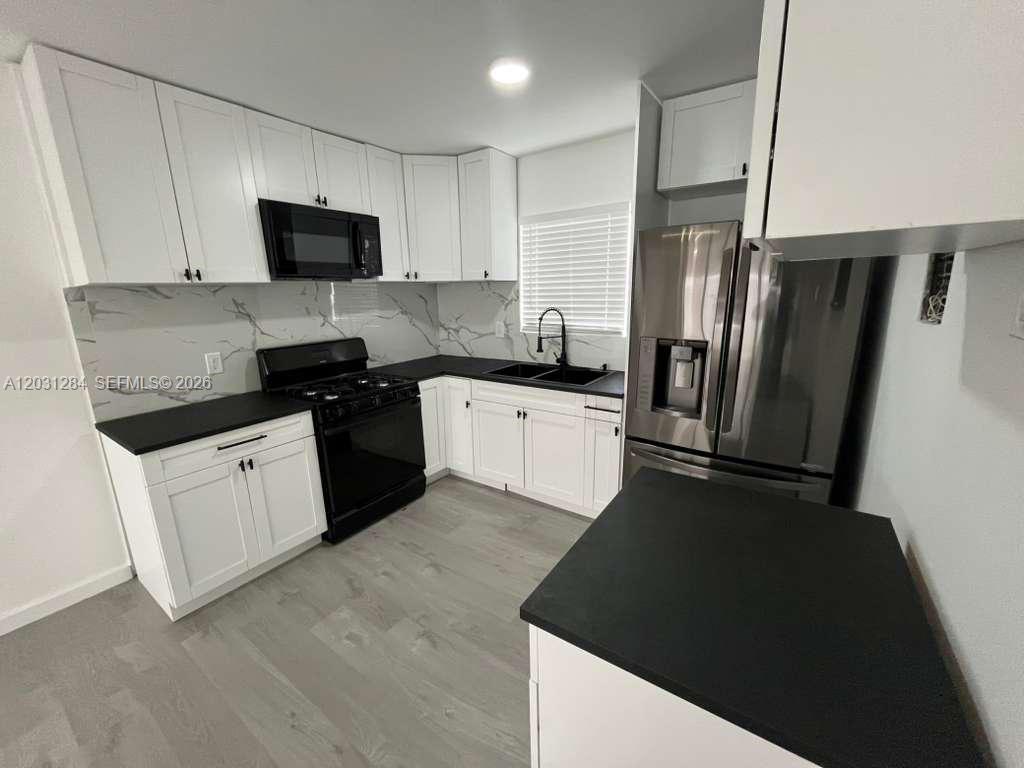 316 Surfside Boulevard, Unit 2 Surfside, FL 33154 - Photo 3 of 13