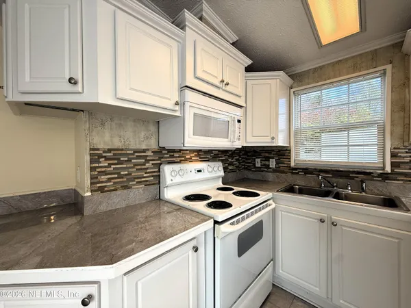 $1,250 | 4825 A1A South, Unit 38, St. Augustine, FL 32080