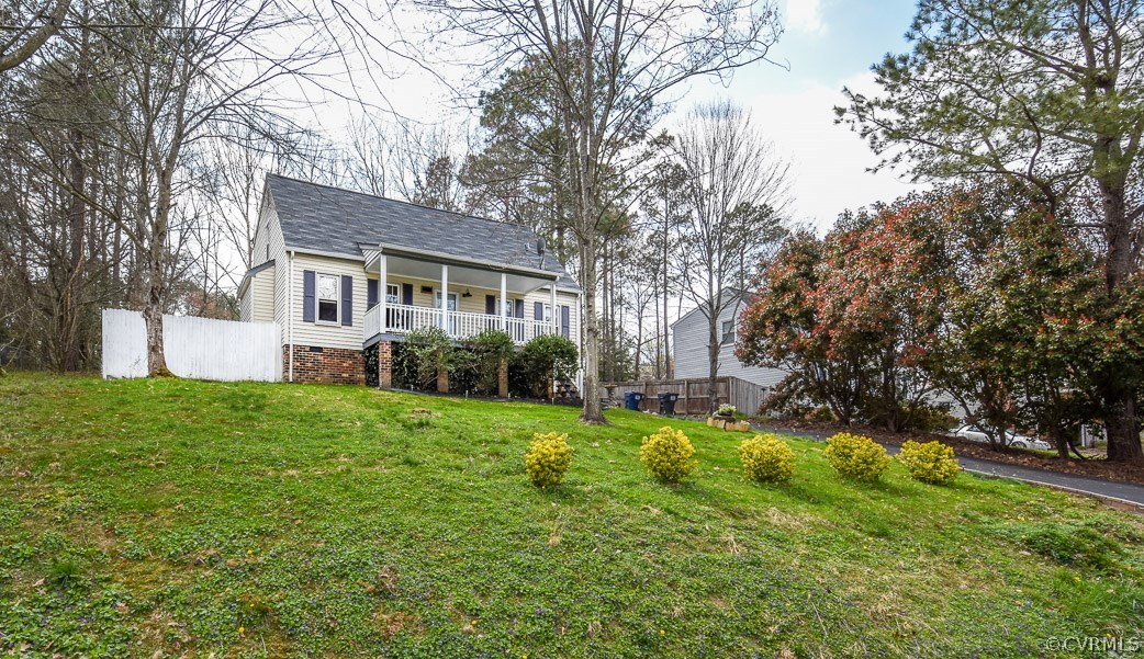 2612 Colgrave Road Midlothian, VA 23112 - Photo 1 of 33 a view of a house with a yard