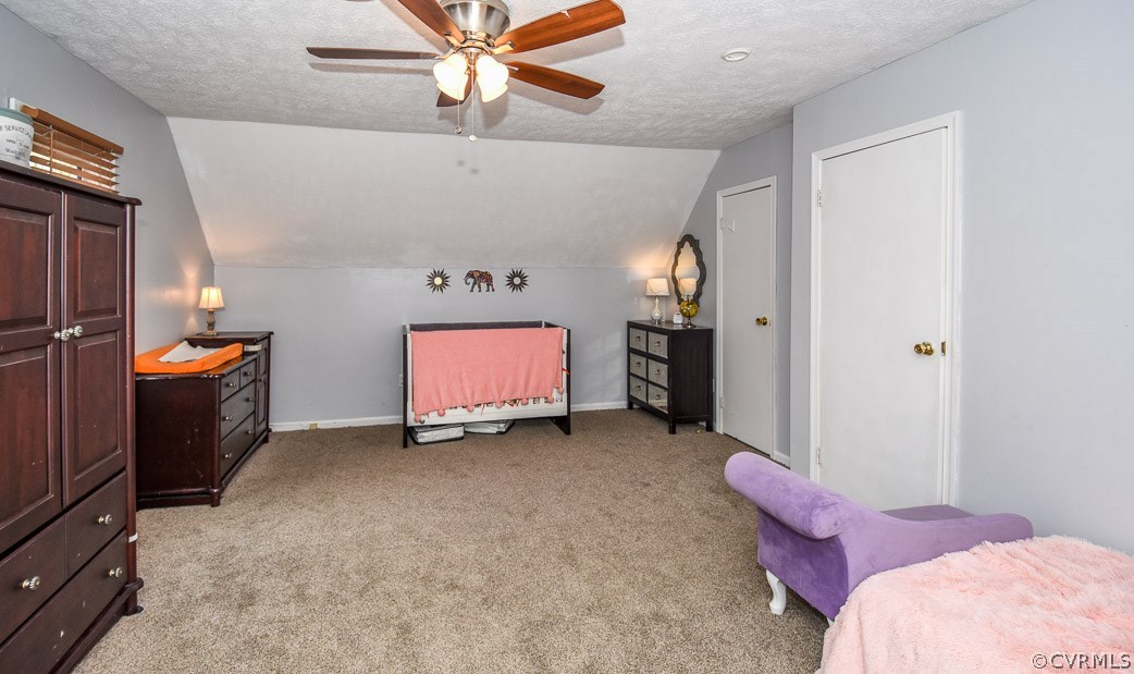 2612 Colgrave Road Midlothian, VA 23112 - Photo 22 of 33 a living room with furniture