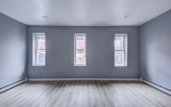 $1,725 | 93 South Lander Street, Unit 2, Newburgh, NY 12550