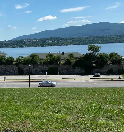 $1,725 | 93 South Lander Street, Unit 2, Newburgh, NY 12550