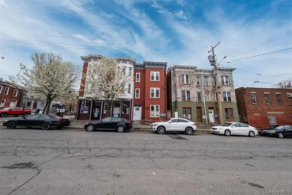 $1,725 | 93 South Lander Street, Unit 2, Newburgh, NY 12550