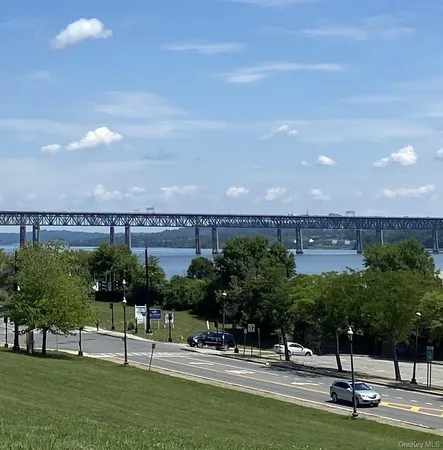 $1,725 | 93 South Lander Street, Unit 2, Newburgh, NY 12550