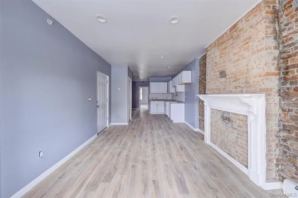 $1,725 | 93 South Lander Street, Unit 2, Newburgh, NY 12550