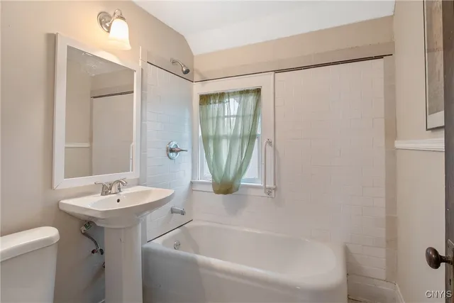 $189,900 | 140 Ruth Avenue, Syracuse, NY 13210