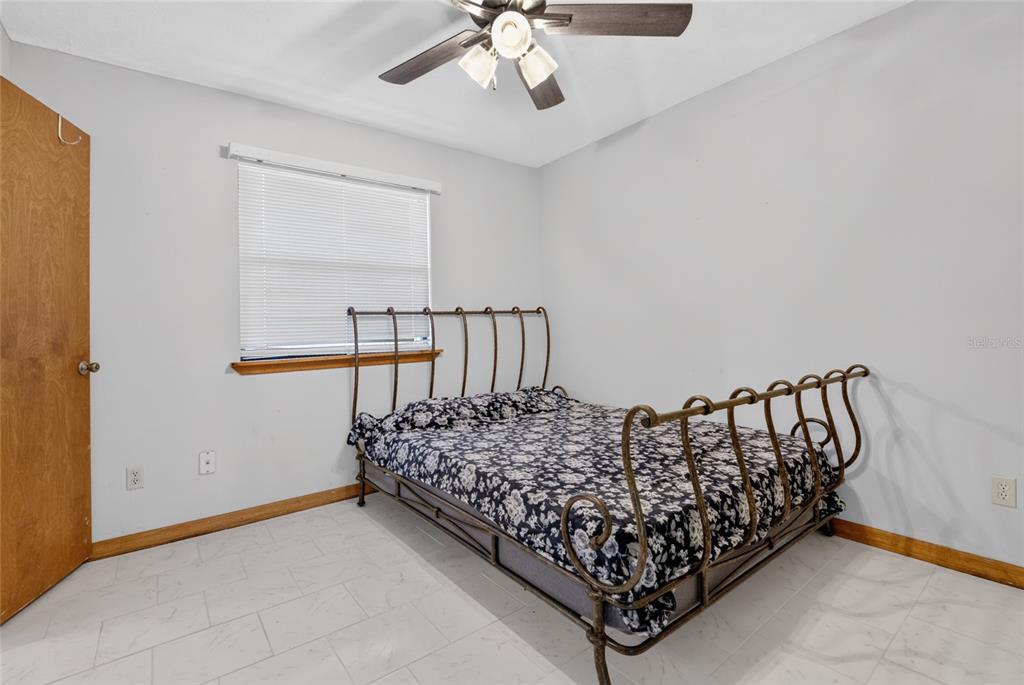 273 Neal Road Hawthorne, FL 32640 - Photo 20 of 32