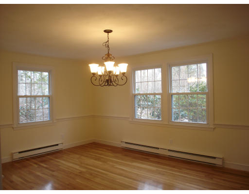 170 Whittier Road Milton, MA 02186 - Photo 3 of 13 Gallery Image 3