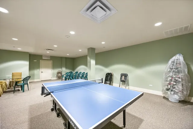 $599,900 | 4929 Forest Avenue, Unit 2E, Downers Grove, IL 60515