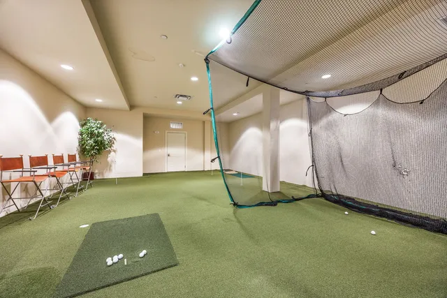 $599,900 | 4929 Forest Avenue, Unit 2E, Downers Grove, IL 60515