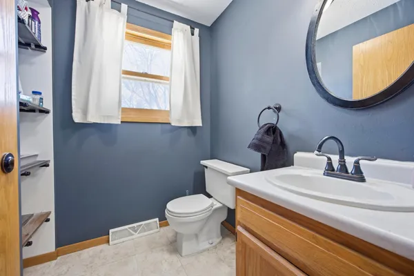 $220,000 | 364 Main Avenue, Walcott, ND 58077