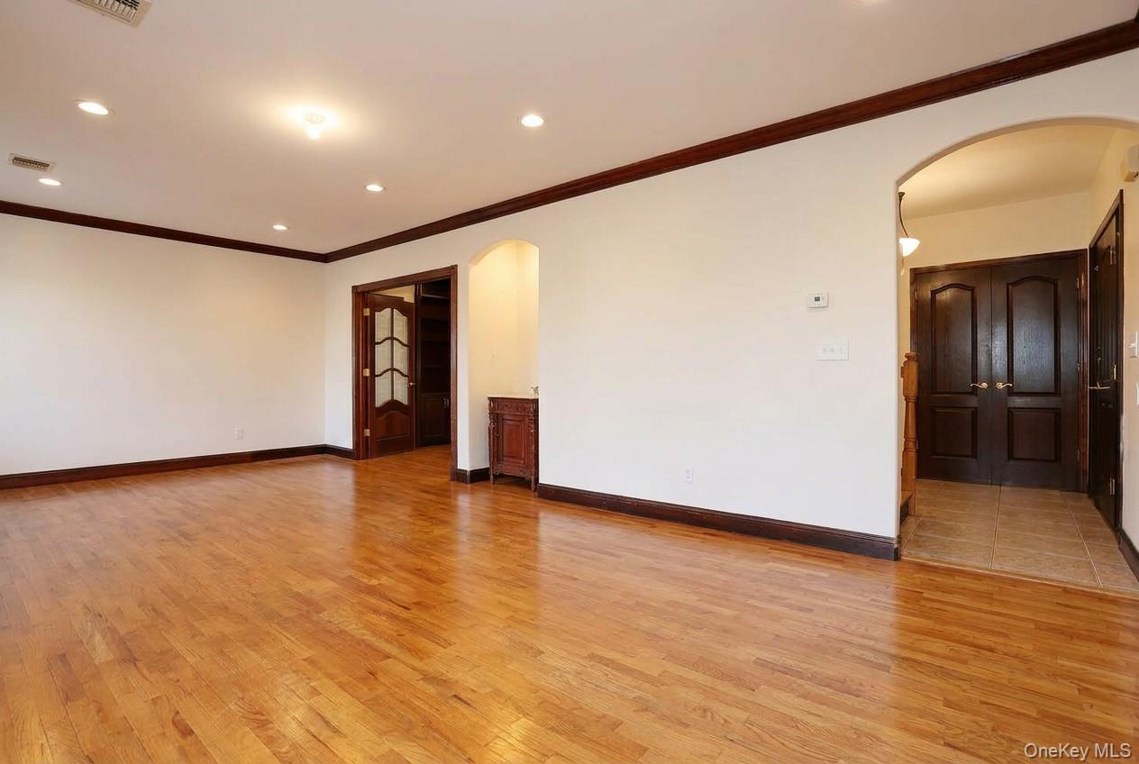 11 Laura Place, Unit 2 Spring Valley, NY 10977 - Photo 6 of 49