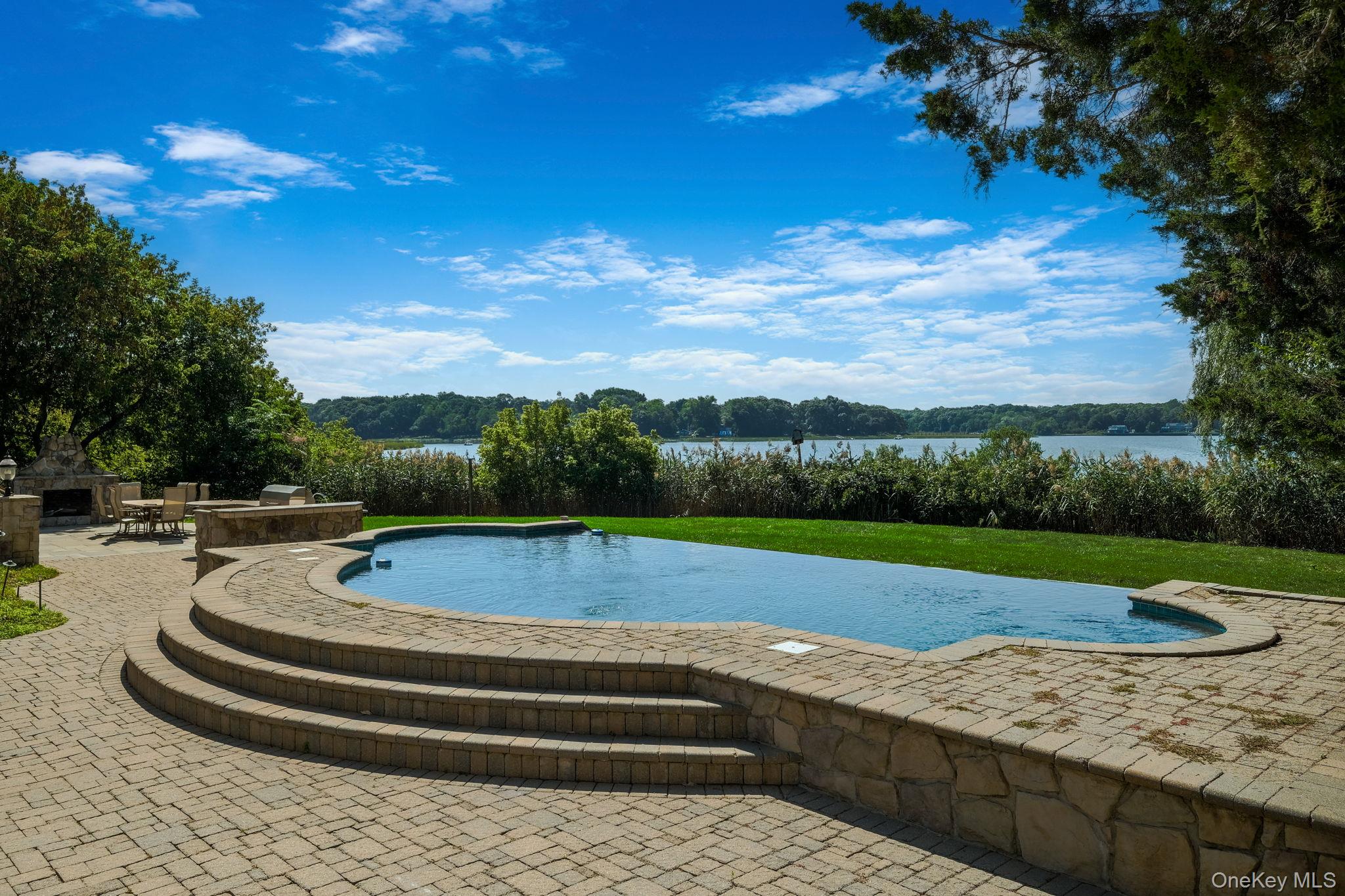 29 Gaul Road South East Setauket, NY 11733 - Photo 33 of 39