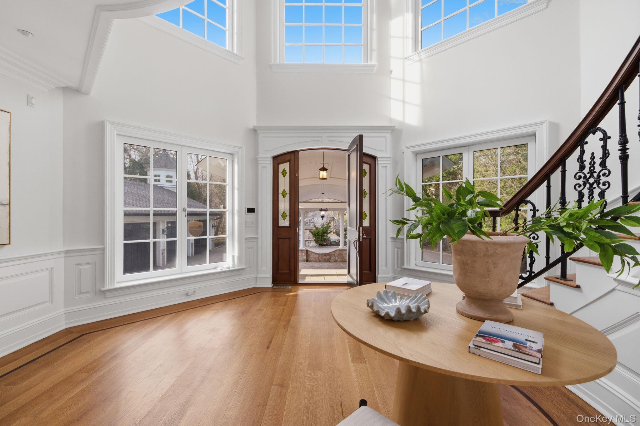 29 Gaul Road South East Setauket, NY 11733 - Photo 5 of 39