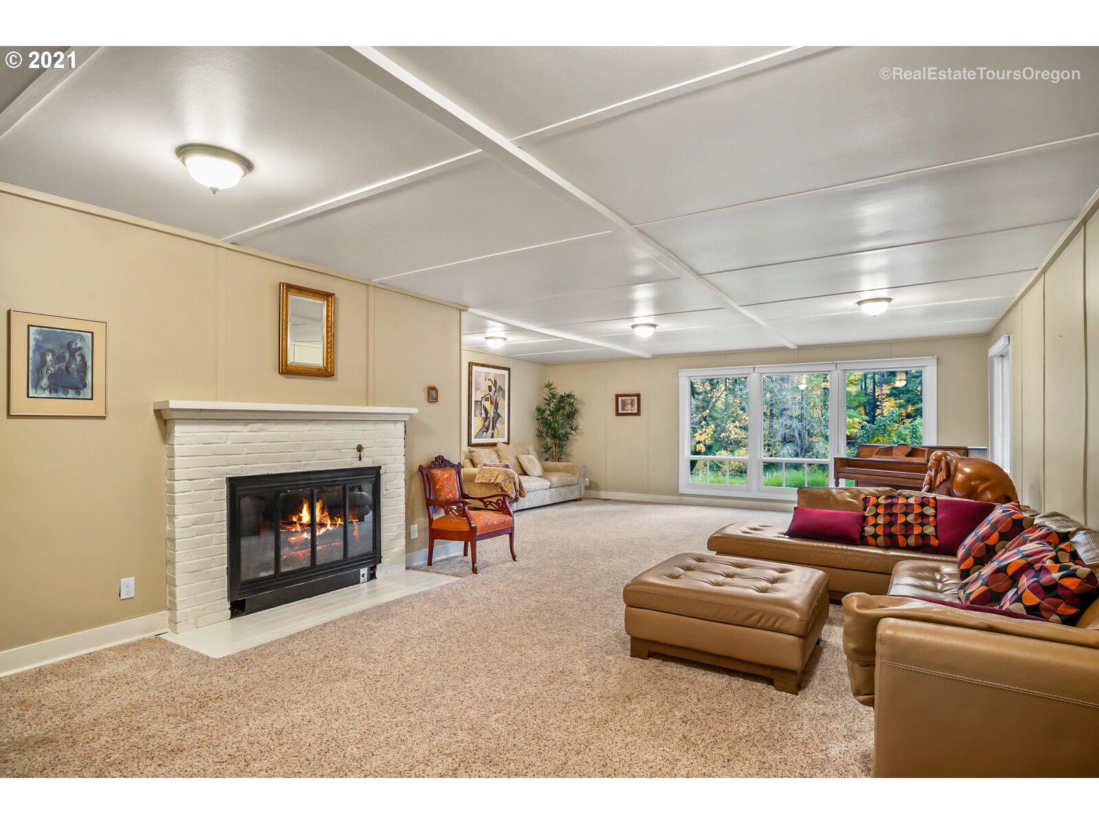 6810 Childs Road Lake Oswego, OR 97035 - Photo 14 of 32 Gallery Image 14