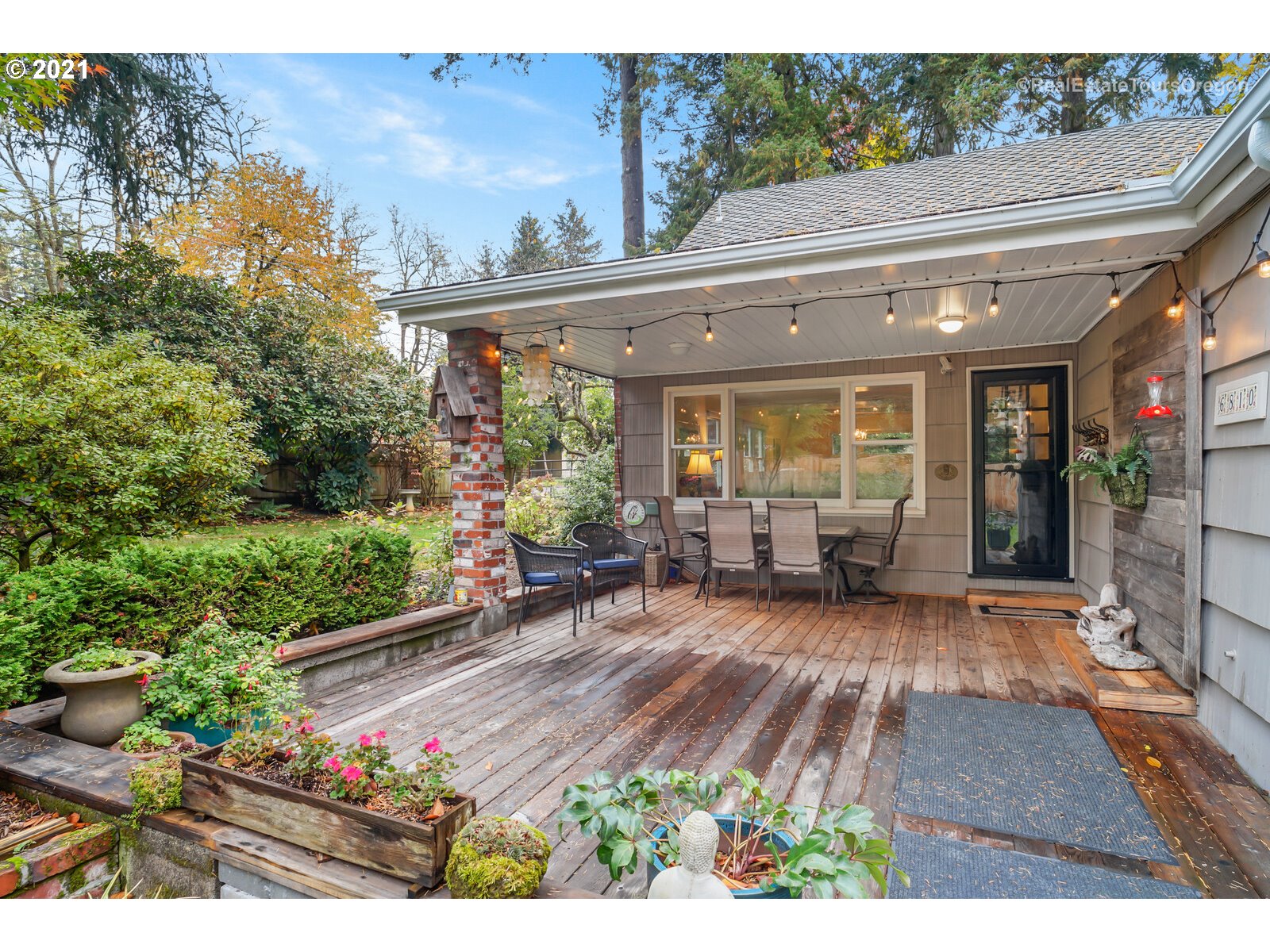 6810 Childs Road Lake Oswego, OR 97035 - Photo 5 of 32 Gallery Image 5