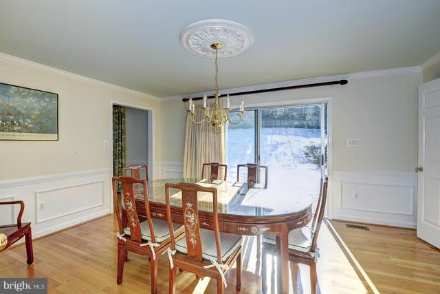 6205 Long Meadow Road McLean, VA 22101 - Photo 2 of 30 Dining Room