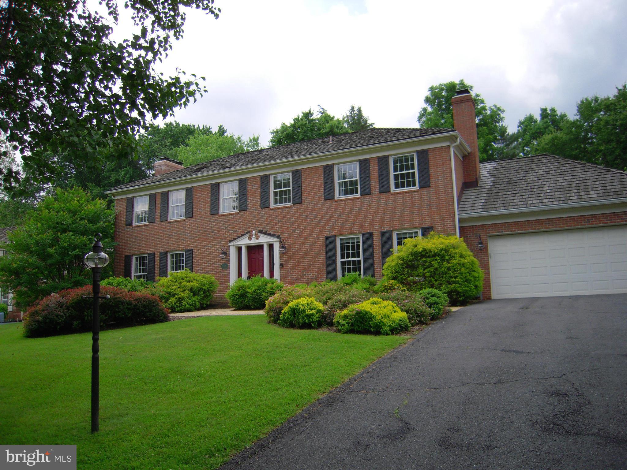 6205 Long Meadow Road McLean, VA 22101 - Photo 28 of 30 Exterior (Front)