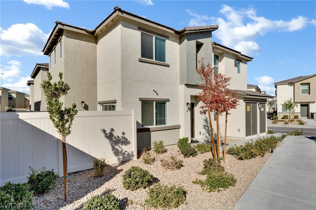 2813 Tahiti Grape Way, Unit 1 Las Vegas, NV 89183 - Photo 1 of 32