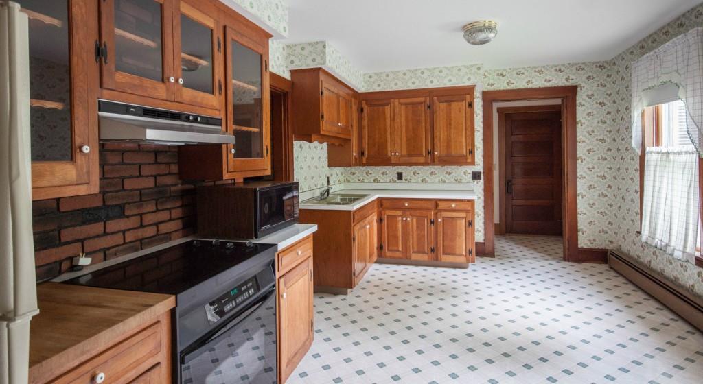 38 Salmon Falls Road Buxton, ME 04093 - Photo 4 of 17 Kitchen