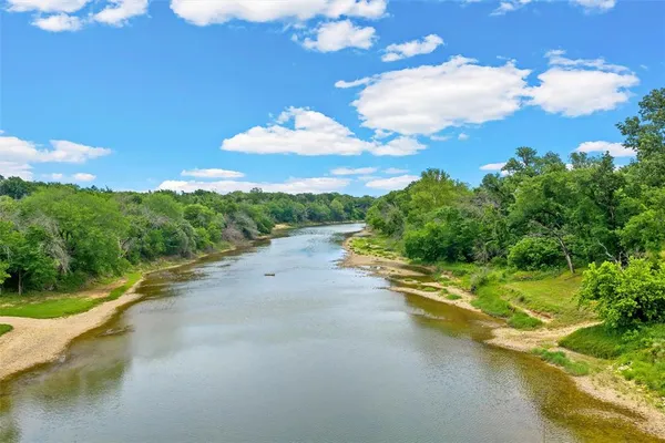 $995,000 | 743 Stillwater Road, Waco, TX 76708